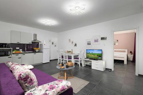 Countryside Apartments Pius