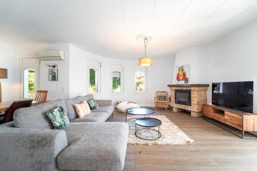 WELCS CASA 368 EMP con piscina privada