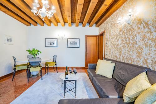 Ca' Del Monastero 3 Collection Apartment for 4 Guests with Lift photo 23