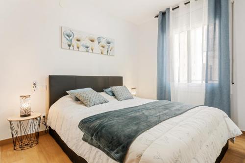 WELCS APARTAMENTO 369 EMP en el puerto con terraza