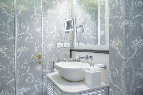 San Firenze Suites & Spa photo 73