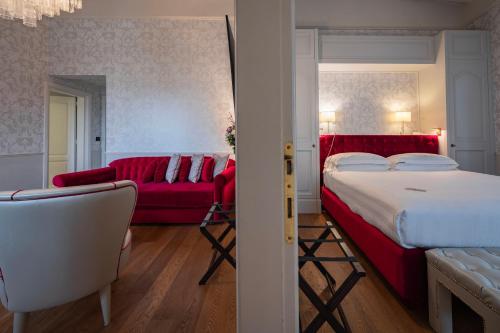 San Firenze Suites & Spa photo 98