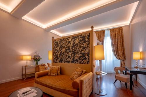 San Firenze Suites & Spa photo 105