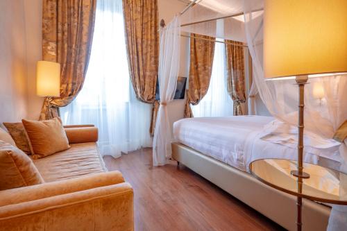San Firenze Suites & Spa photo 104