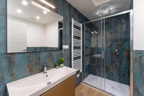 UNYCA- Bright apartment with balcony Florence