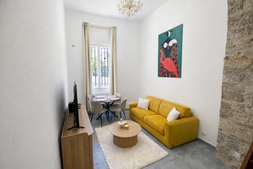 Charming modern duplex in center of Cannes