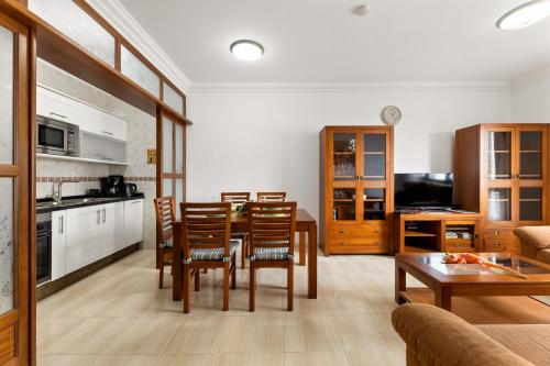 Home2Book Elegant Coastal Escape, Playa Blanca