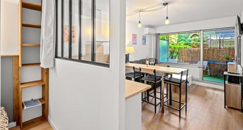 Renovated 2 room apartment with swimming pool 4 people