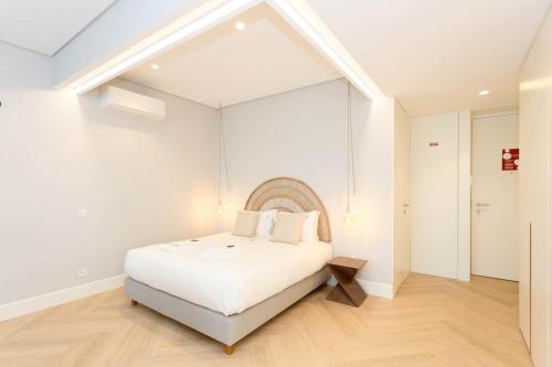 Lifestyle Design Apartment M by Liiiving