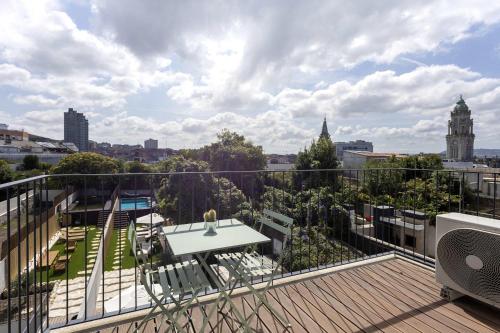 Lifestyle Design Apartment M by Liiiving