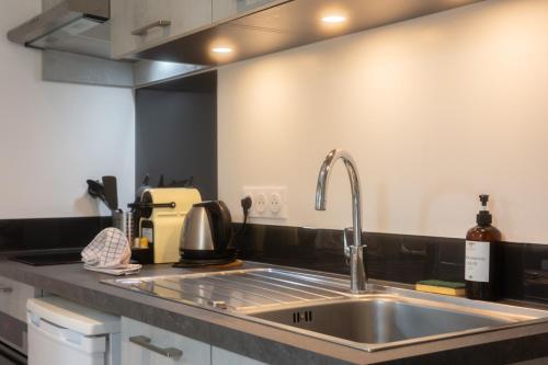 Appartement avec belle pierre et Climatisation pour 2 personnes