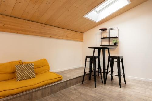 Appartement avec belle pierre et Climatisation pour 2 personnes