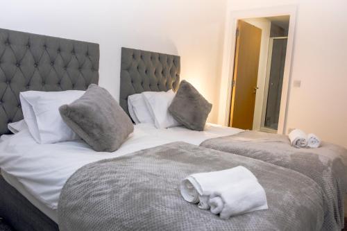 CENTRAL Luxury 2BR Apartment Manchester photo 10
