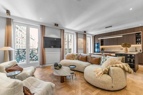 Le Marais - Luxury 2BR Residence with AC
