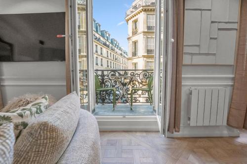Le Marais - Luxury 2BR Residence with AC