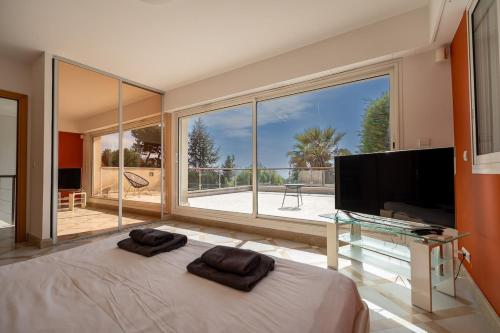 La Villa Riviera