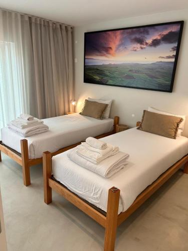 Silveira Bay Lounge Retreat