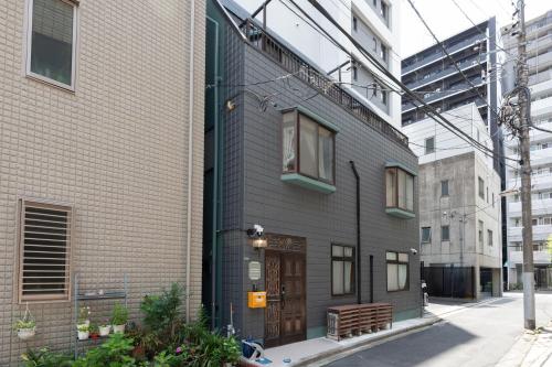 Nanahouse UenoYushima