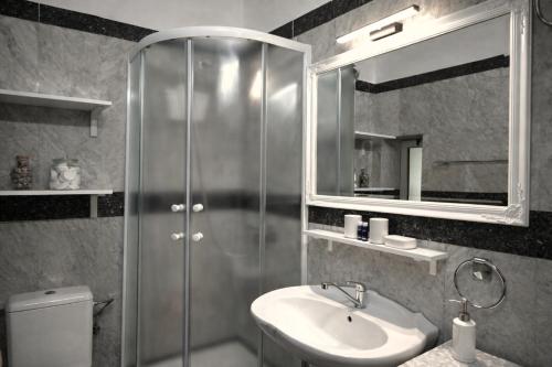 Captain Sijan Apartment