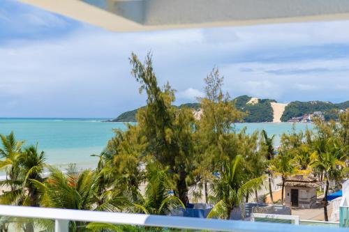 Coral Plaza Apart Hotel — Beach