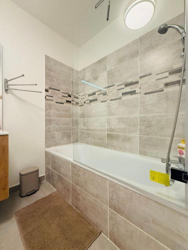Superbe appartement-Free Parking-Proche Festival