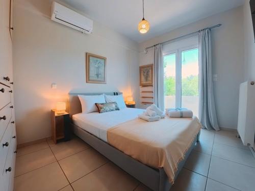 The Bright Villa
