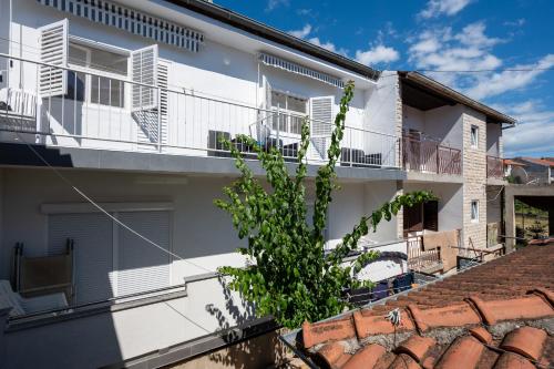 Apartments with parking space Biograd na Moru, Biograd - 22475
