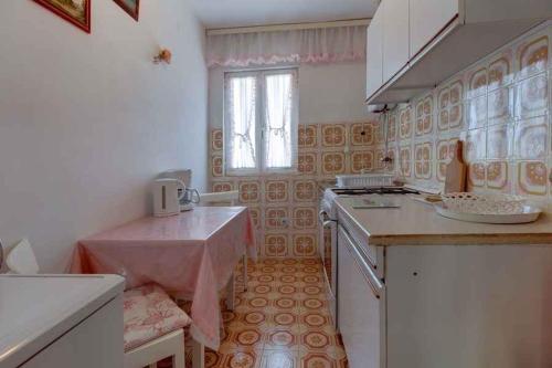 Apartments near Beach in Mali Losinj 15032