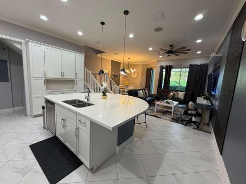 5BR Getaway with Pool Arcade Games and Resort Access photo 58