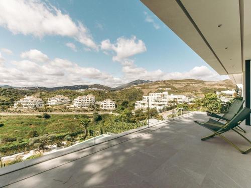 Villa moderna con vista panorámica y piscina - ES-175-62