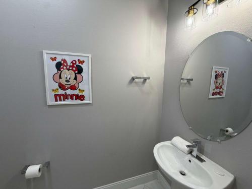 5BR Getaway with Pool Arcade Games and Resort Access photo 71