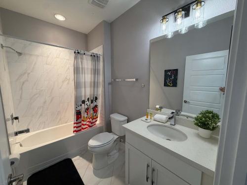 5BR Getaway with Pool Arcade Games and Resort Access photo 74