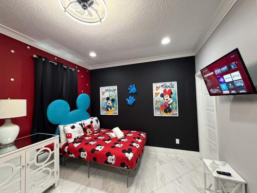 5BR Getaway with Pool Arcade Games and Resort Access photo 102