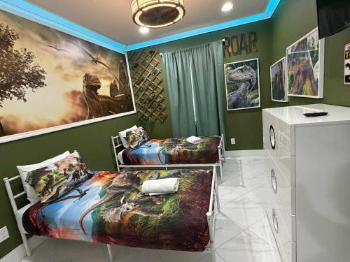 5BR Getaway with Pool Arcade Games and Resort Access photo 107