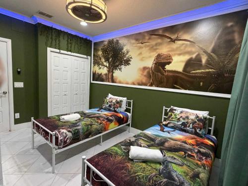 5BR Getaway with Pool Arcade Games and Resort Access photo 109