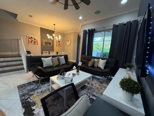 5BR Getaway with Pool Arcade Games and Resort Access photo 111