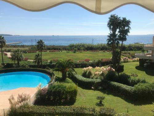 Vue Mer Juan les Pins