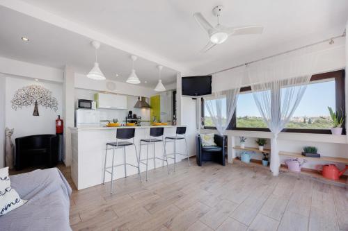 Alvor Beach - Only 50 Meters Away