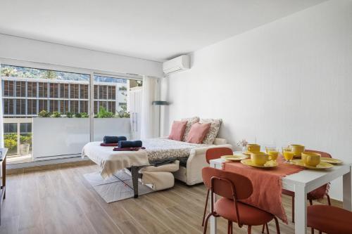 LE ROCAMARE Piscine toit terrasse Parking privé