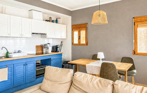 2 Bedroom Beach Front Apartment In Torrevieja