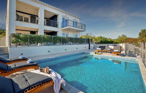 Gorgeous Home In Lumbarda