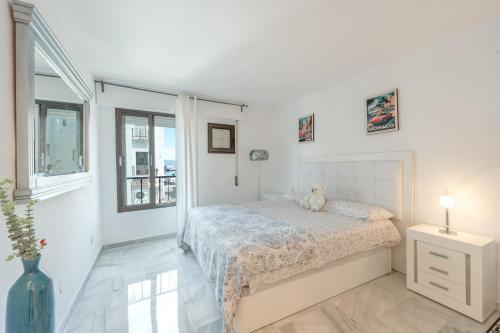 Enjoy Puerto Banus Next To Beach