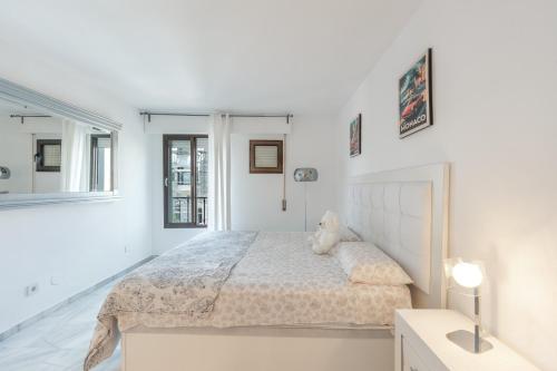 Enjoy Puerto Banus Next To Beach