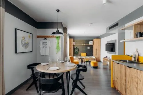 PlanB Hotel - Living Chamonix photo 14