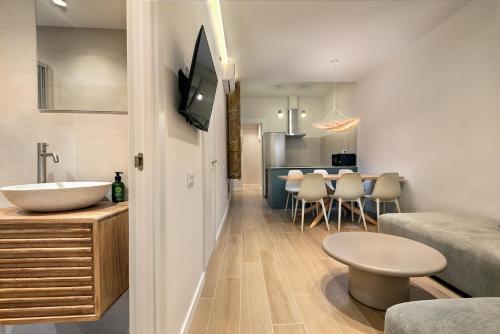 Montcada Born Apartment A