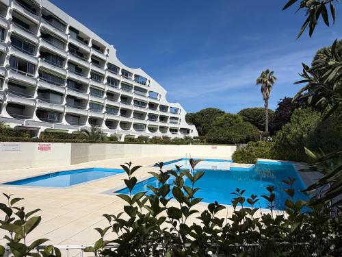 Soleil couchant - Refait à neuf - Piscine & Clim - Idéal famille et couple