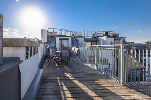 3 BDR - Sky Rooftop Glow, Best View over Vienna