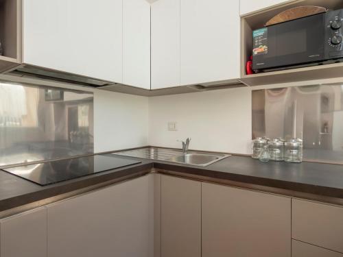Xenia Milan - Studio apartment in Via Monreale 14