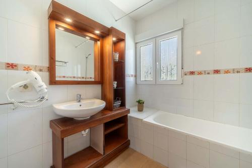 Beach Villa Ribot II by Sealand Villas