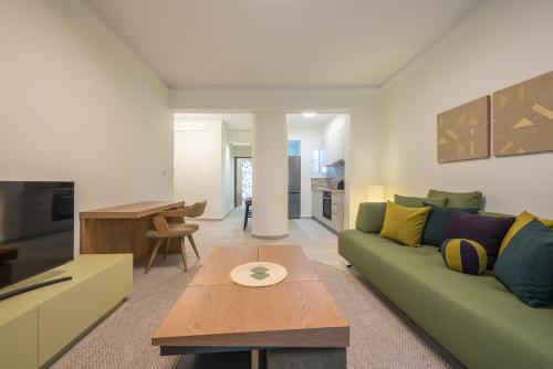 Urban Green Retreat in Zografou